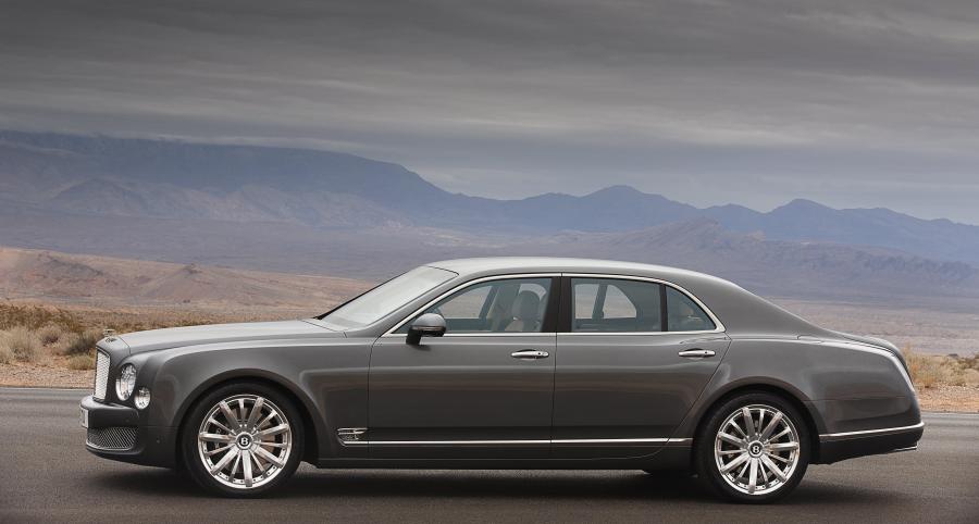  Bentley Mulsanne Mulliner Driving Spec 2012 года  (фото 18 из 30)